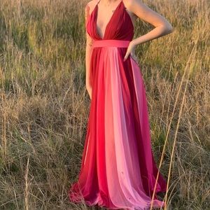 Pink lily dress size small